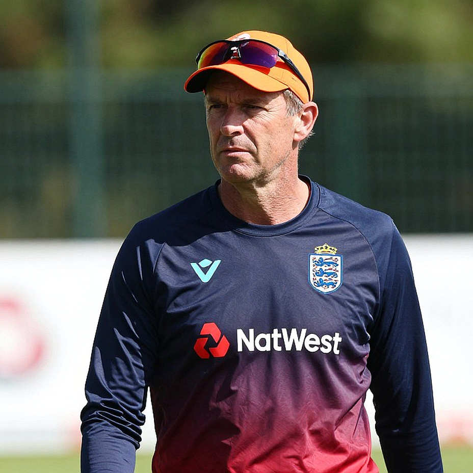 A Team Fifty in 14 Balls: The Powerplay That Ended a 199 Chase in 13.2 Overs A Team Fifty in 14 Balls: The Powerplay That Ended a 199 Chase in 13.2 Overs