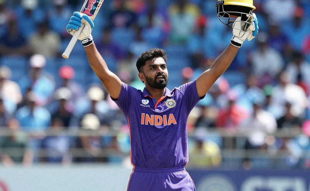 शारजाह की ओस और नबी की गैरहाज़िरी: अफ़ग़ानिस्तान-ज़िम्बाब्वे T20I सीरीज़ का टैक्टिकल बहीखाता