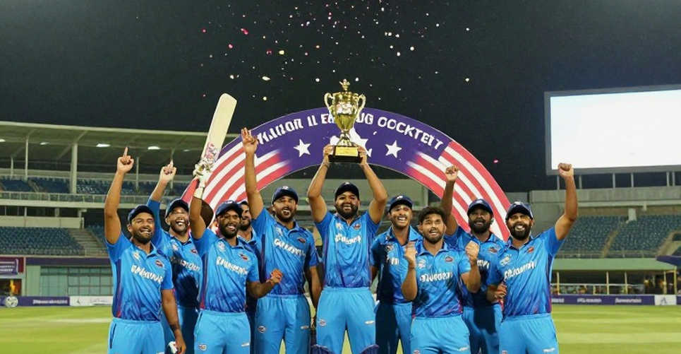 शादाब खान के 113 और हारिस रऊफ के 7 रनों ने रचा इतिहास, पाकिस्तान ने इंग्लैंड को आखिरी विकेट पर हराया शादाब खान के 113 और हारिस रऊफ के 7 रनों ने रचा इतिहास, पाकिस्तान ने इंग्लैंड को आखिरी विकेट पर हराया