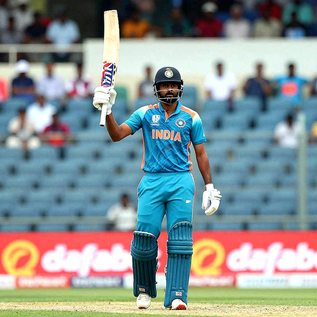 The 46th-Over Wide, Five Demerit Points and Pakistan's Fragile Win